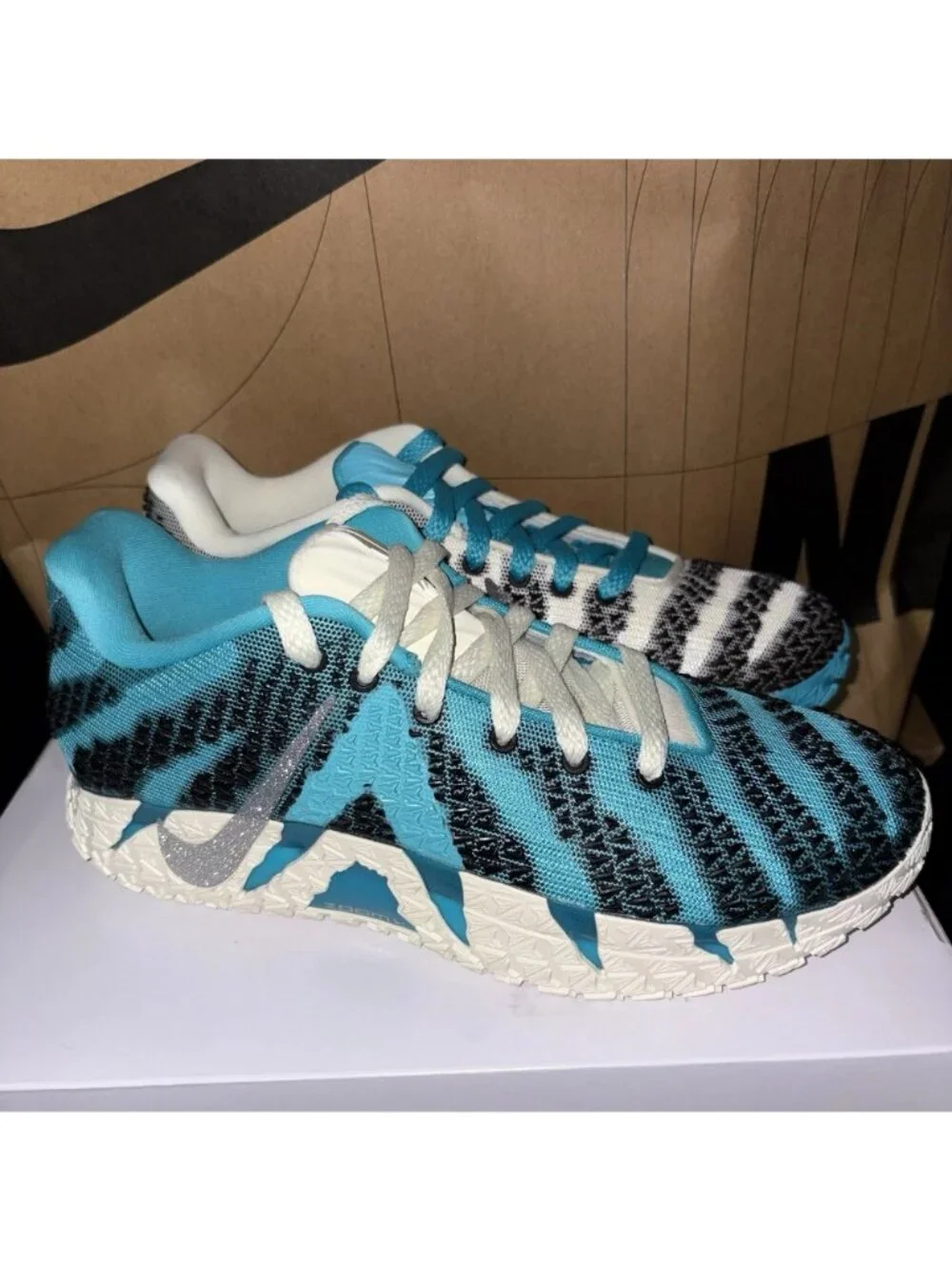 NEW Nike Ja 3 By You Mismatch Blue White IO7565-900 Men Size 7.5, Womens Size 9